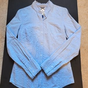 AE button down